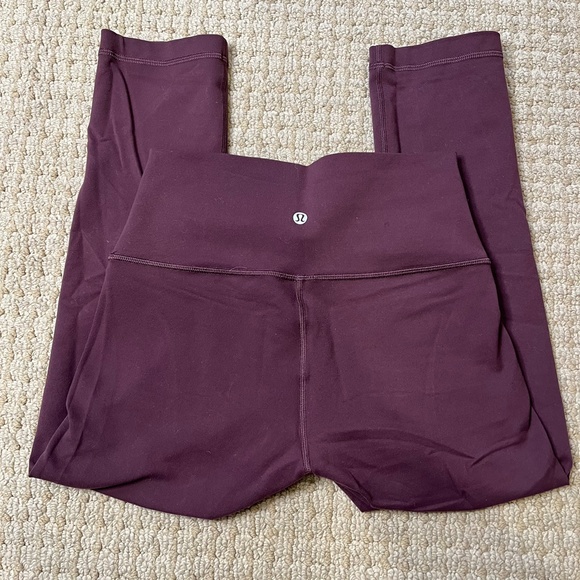 Lululemon Wunder Under High Rise Crop - Picture 2 of 3
